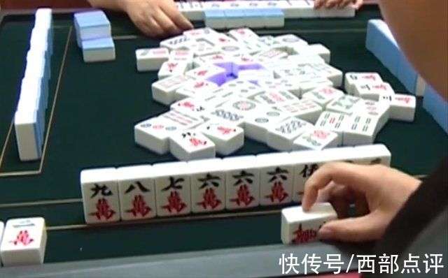 我来教教大家“跑得快发好牌神器”(确实是有挂)-哔哩哔哩