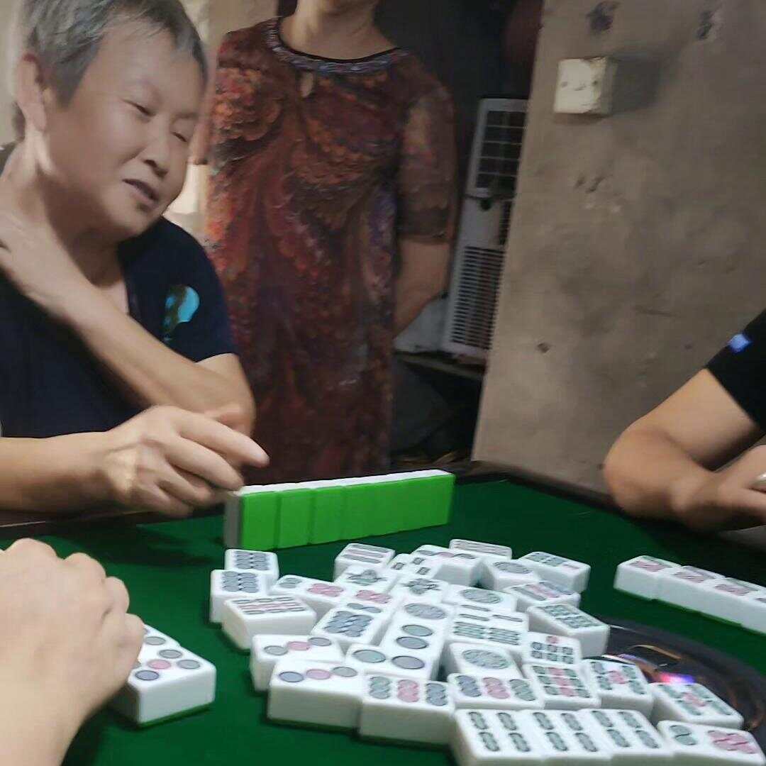 新教你‘‘玩呗麻将可以开挂么!其实确实有挂
