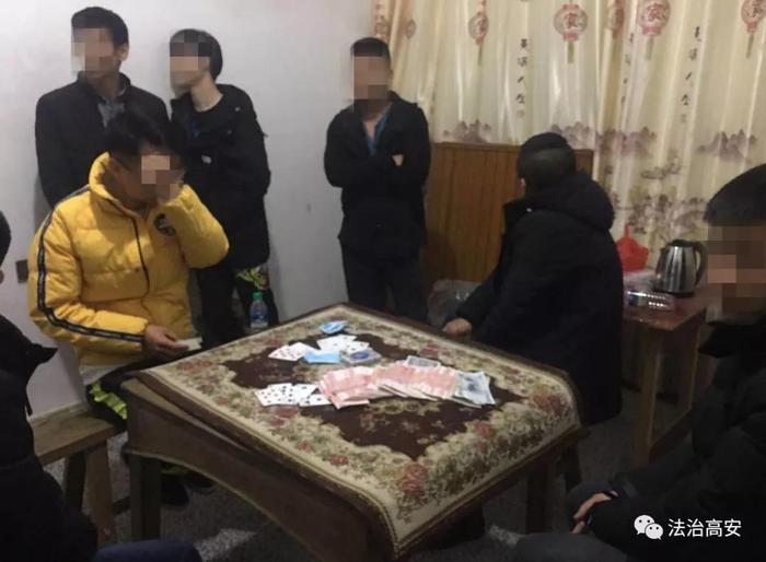 我来教教大家“微信微乐江西麻将为什么天天输”(确实是有挂)-哔哩哔哩