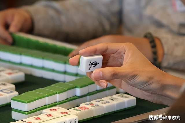 厉害了！打两圈麻将确实真的有挂(怎么提高胜率)