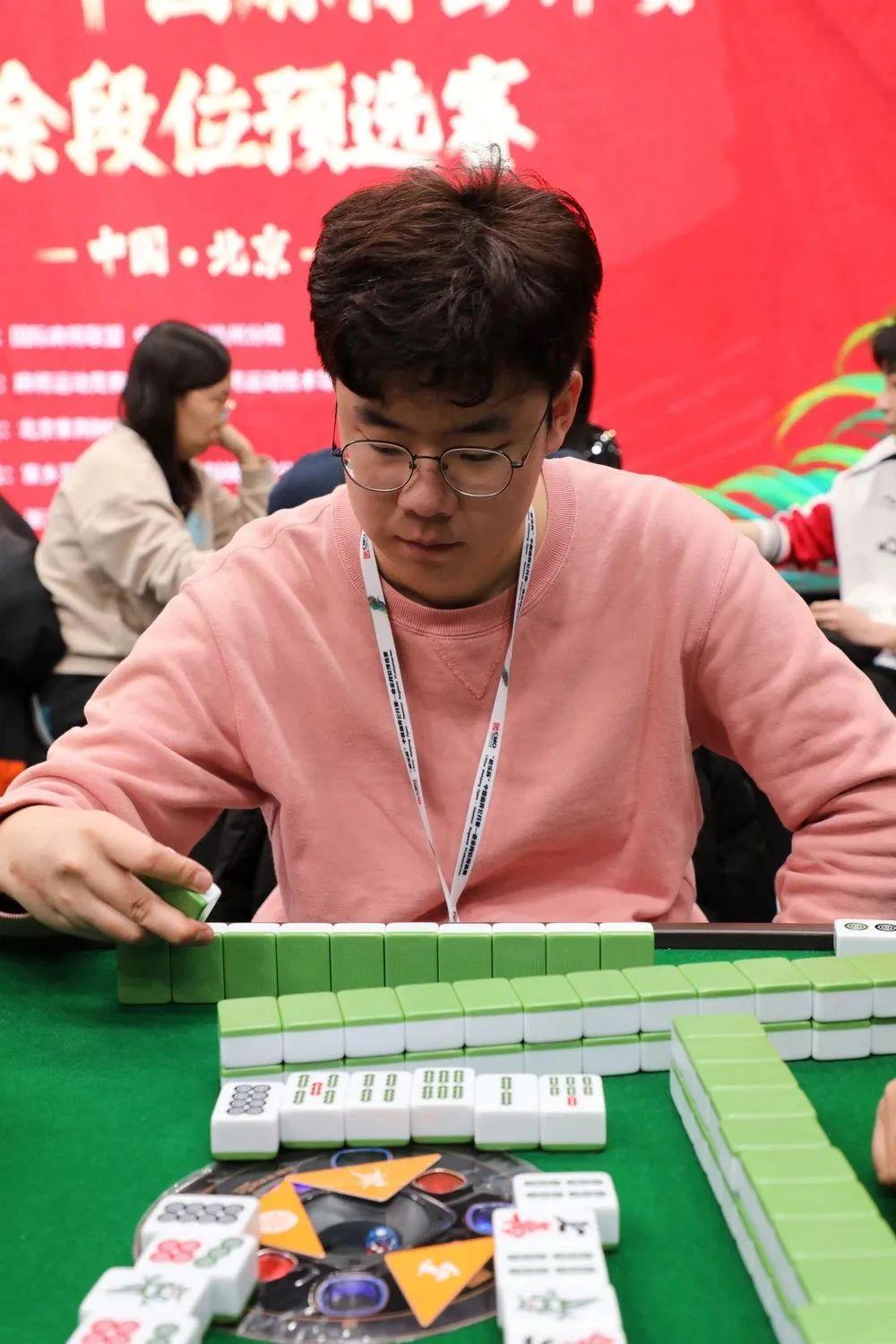 终于懂了！微信微乐麻将系统一直让输咋回事(有什么技巧)