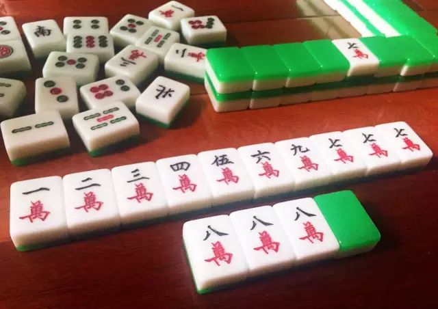 黑料！潘潘讲故事麻将其实是有挂的(如何提高胡牌率)